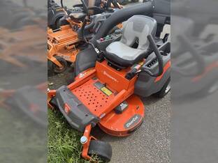 Husqvarna Z242F