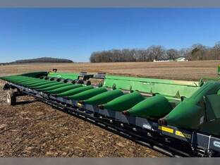 John Deere 618C