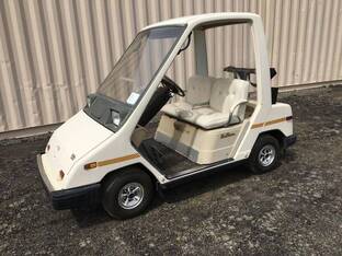 YAMAHA SUN CLASSIC 2-PASSENGER GOLF CART