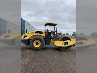 2019 BOMAG BW 211 PHD