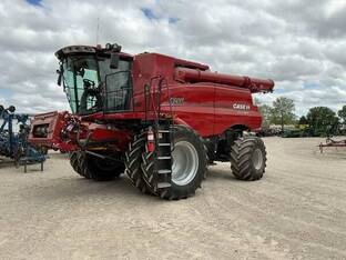 2025 Case IH 8260