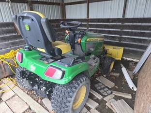 2015 John Deere X758