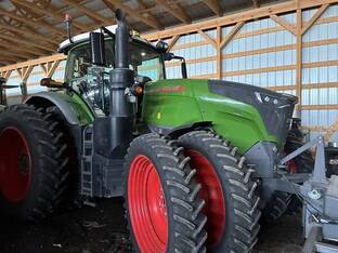 2022 Fendt 1042 VARIO