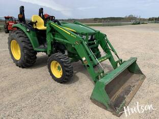 2022 John Deere 4052R
