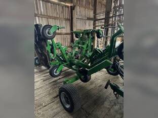2021 Frontier FM2112R