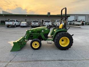 2022 John Deere 3032E