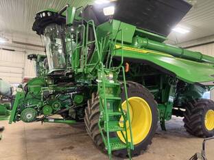 2023 John Deere X9 1000