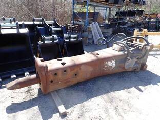 Caterpillar HD180S