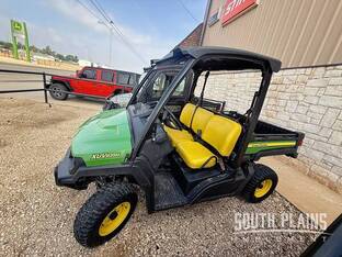 2019 John Deere GATOR XUV 835M