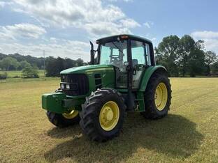 2011 John Deere 6330