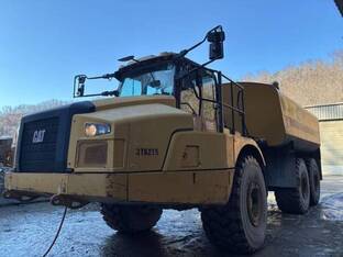 2017 Caterpillar 745