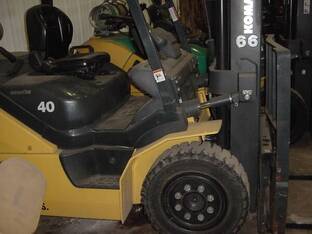 2017 Komatsu FG40ZT-10