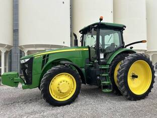 2014 John Deere 8245R