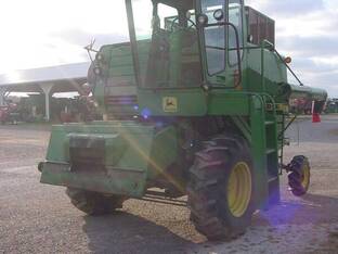 1975 John Deere 3300