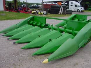 John Deere 643