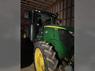 2017 John Deere 7230R