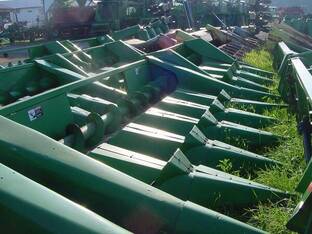 John Deere 643