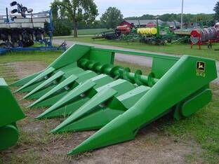 John Deere 643