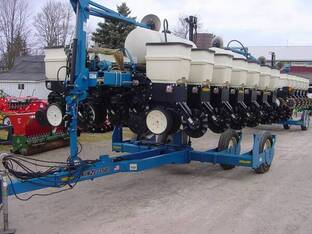 2014 Kinze 3500