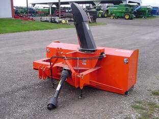 Kubota M2684