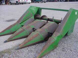 John Deere 343