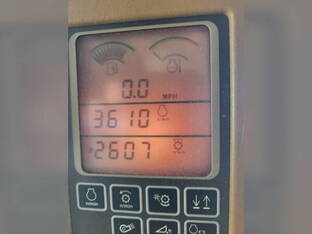 2004 John Deere 9560 STS