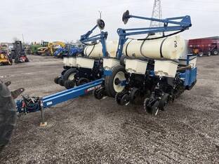 Kinze 3205