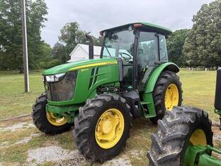 2022 John Deere 5100E