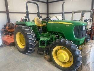 2011 John Deere 5065E