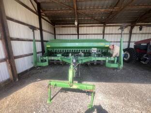 1999 John Deere 1560