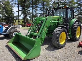 2017 John Deere 6130M