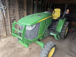 2014 John Deere 3033R