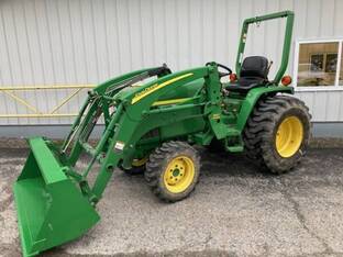 2007 John Deere 790