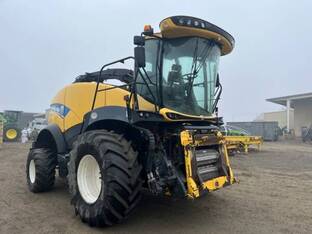 2017 New Holland FR-780