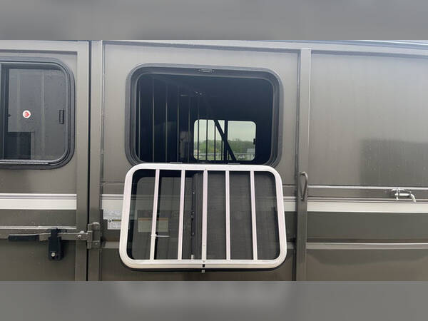 2027 Valley 6.5'x14' 7k thoroughbred 2 horse trailer