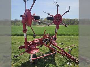 New Holland 163H