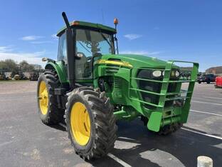 2005 John Deere 7820