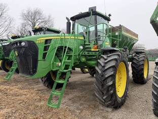 2009 John Deere 4930