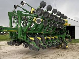 2018 John Deere 1795