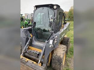 2023 John Deere 320G