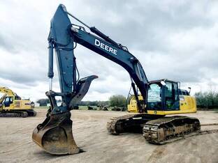 2015 John Deere 300G LC