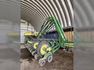 2014 John Deere 1770NT