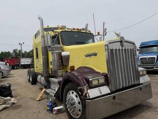 2001 Kenworth W900