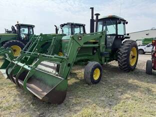 1983 John Deere 4650
