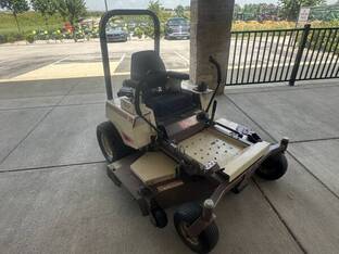 2017 Grasshopper 126V