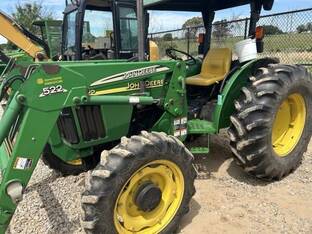 2005 John Deere 5205