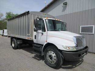 2006 International DURASTAR 4300