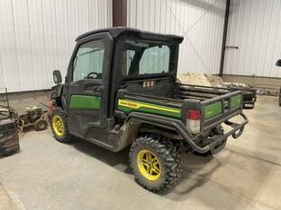 2024 John Deere XUV835M HVAC Cab
