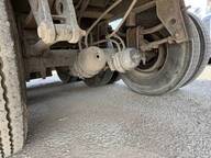 2007 Rhodes 35 ft tri axle end dump