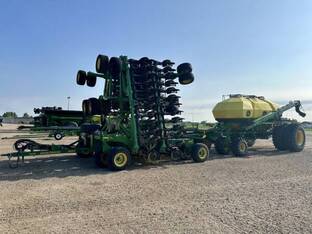 2019 John Deere 1890